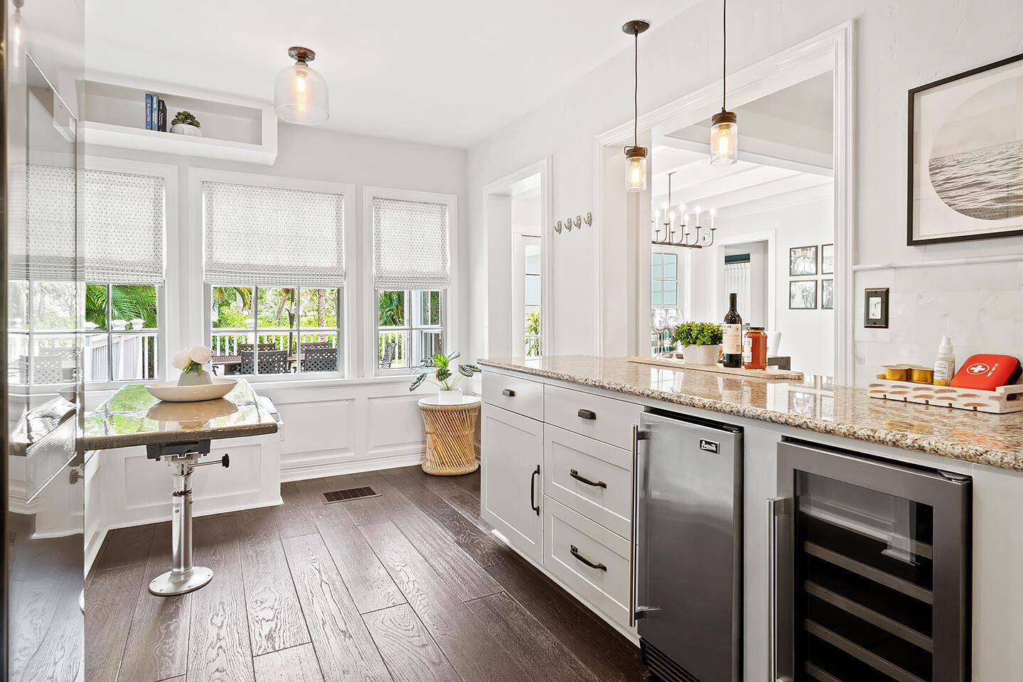 ESTATES OF SOUTH PALM BEA - Residential Lease