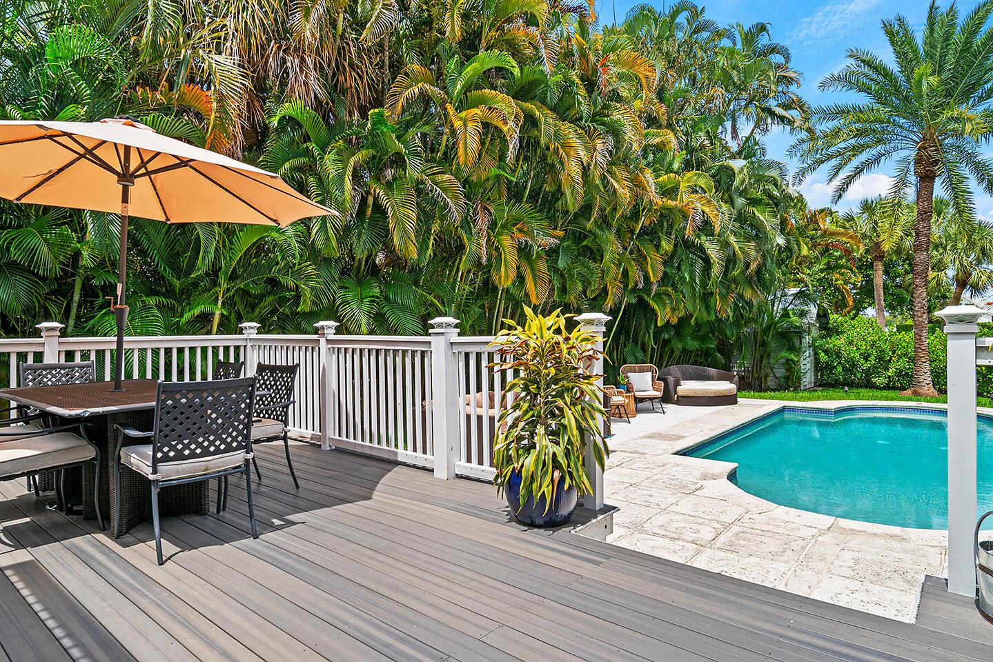 ESTATES OF SOUTH PALM BEA - Residential Lease