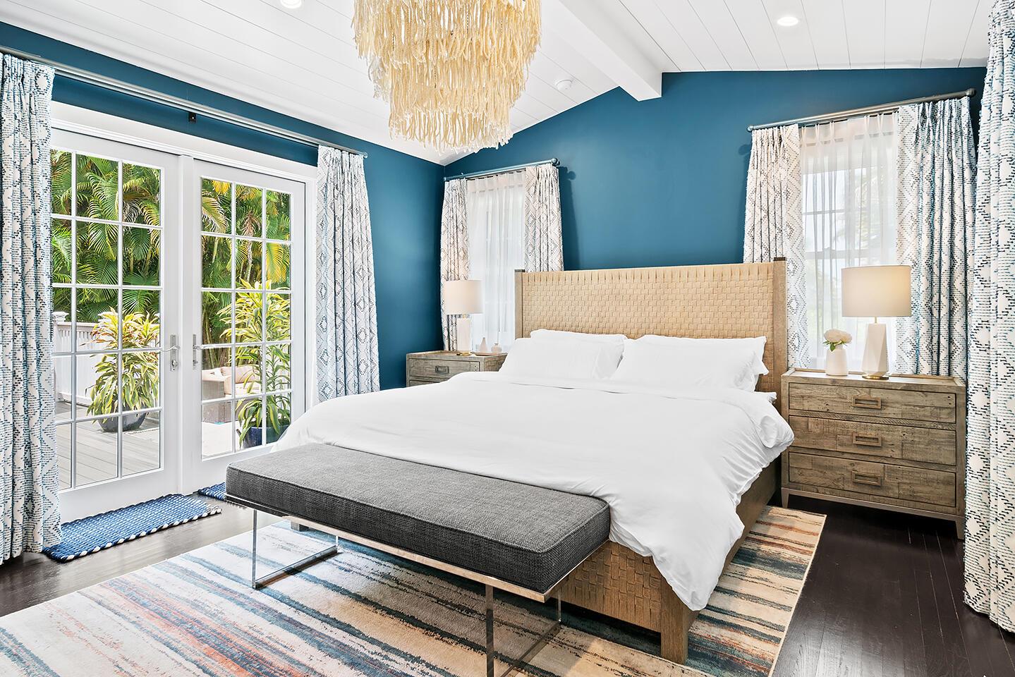 ESTATES OF SOUTH PALM BEA - Residential Lease