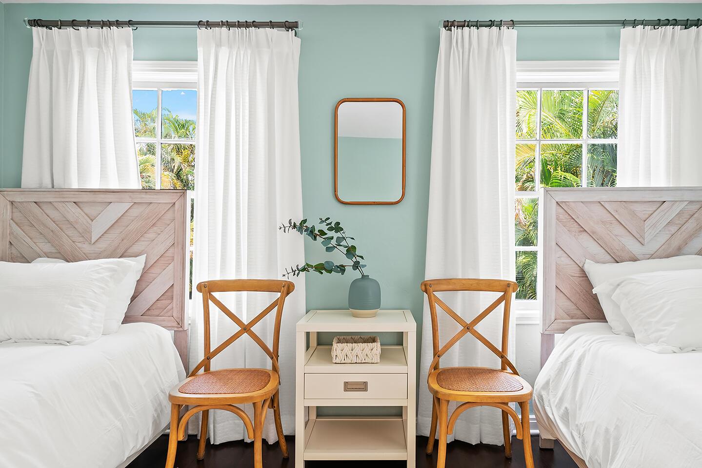 ESTATES OF SOUTH PALM BEA - Residential Lease