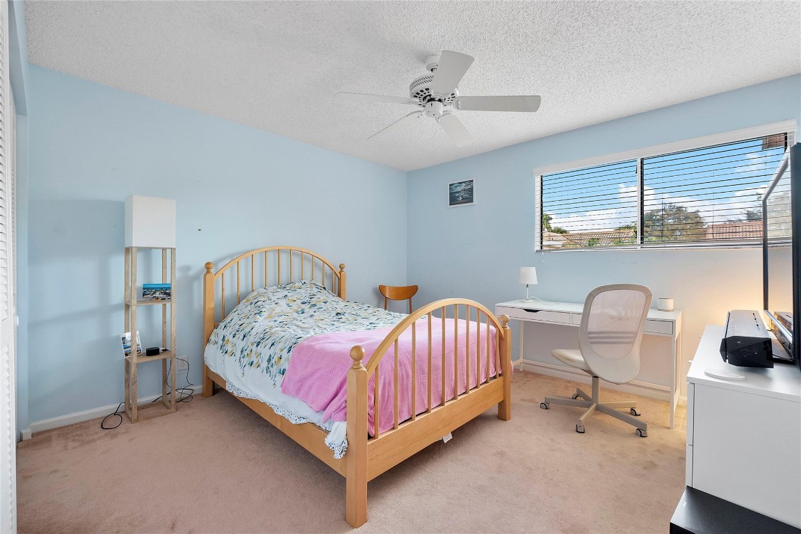 CENTRAL PARK LAKE - Residential Lease