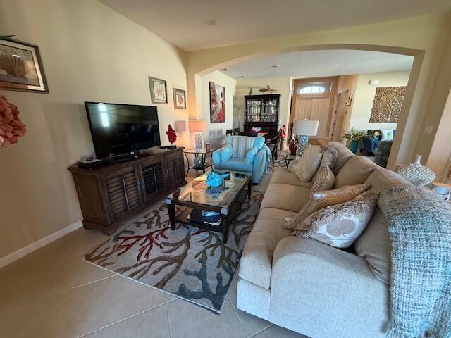 TRADITION PLAT NO 19 REPL - Residential Lease