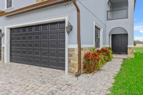 A home in Port St Lucie