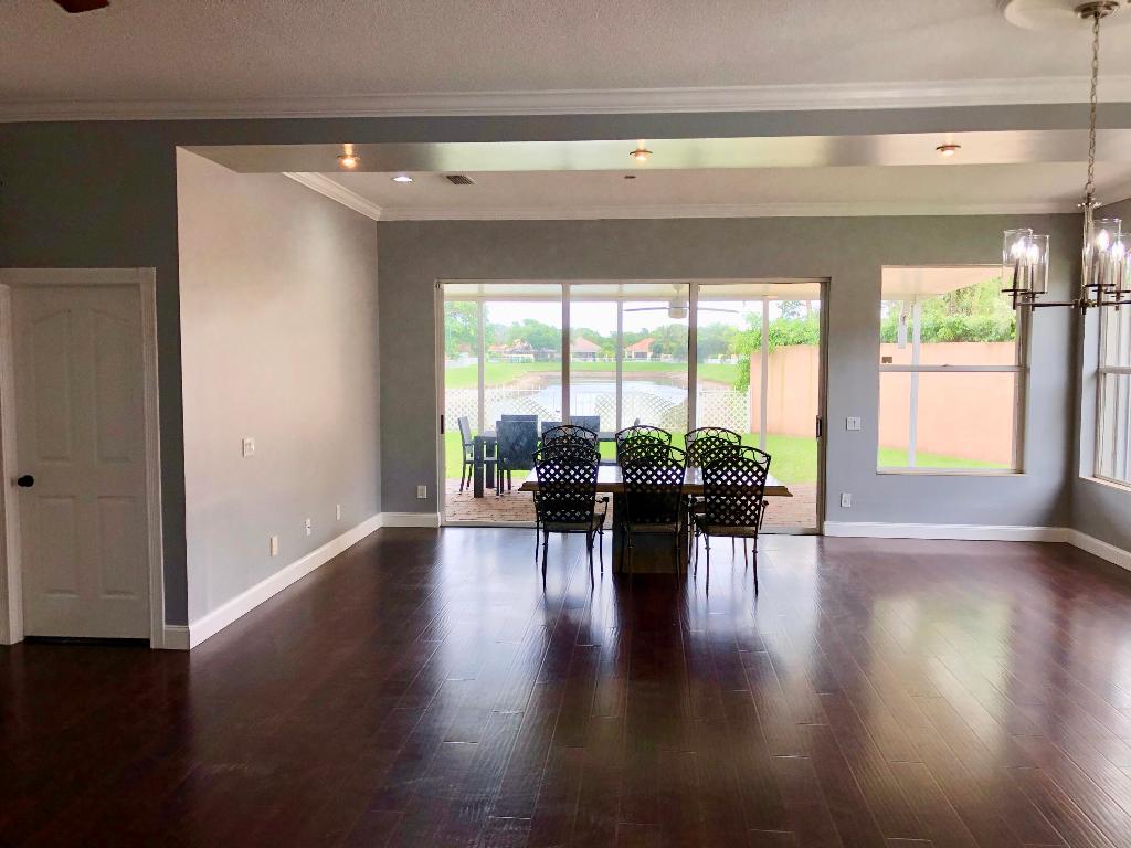 HAMPTONS AT MAPLEWOOD - Residential Lease