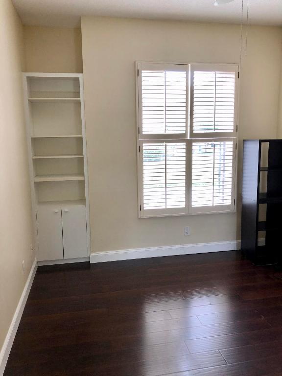 HAMPTONS AT MAPLEWOOD - Residential Lease