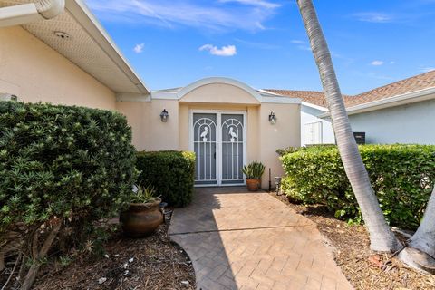 A home in Hutchinson Island