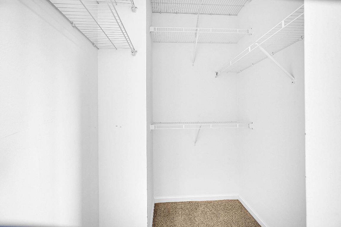 BLUE LAKE TOWNHOMES - Residential Lease