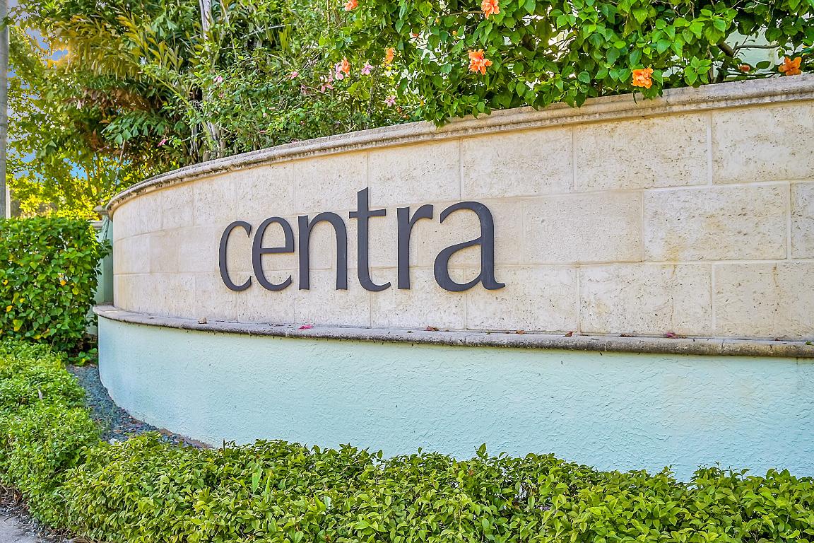 BLUE LAKE TOWNHOMES - Residential Lease