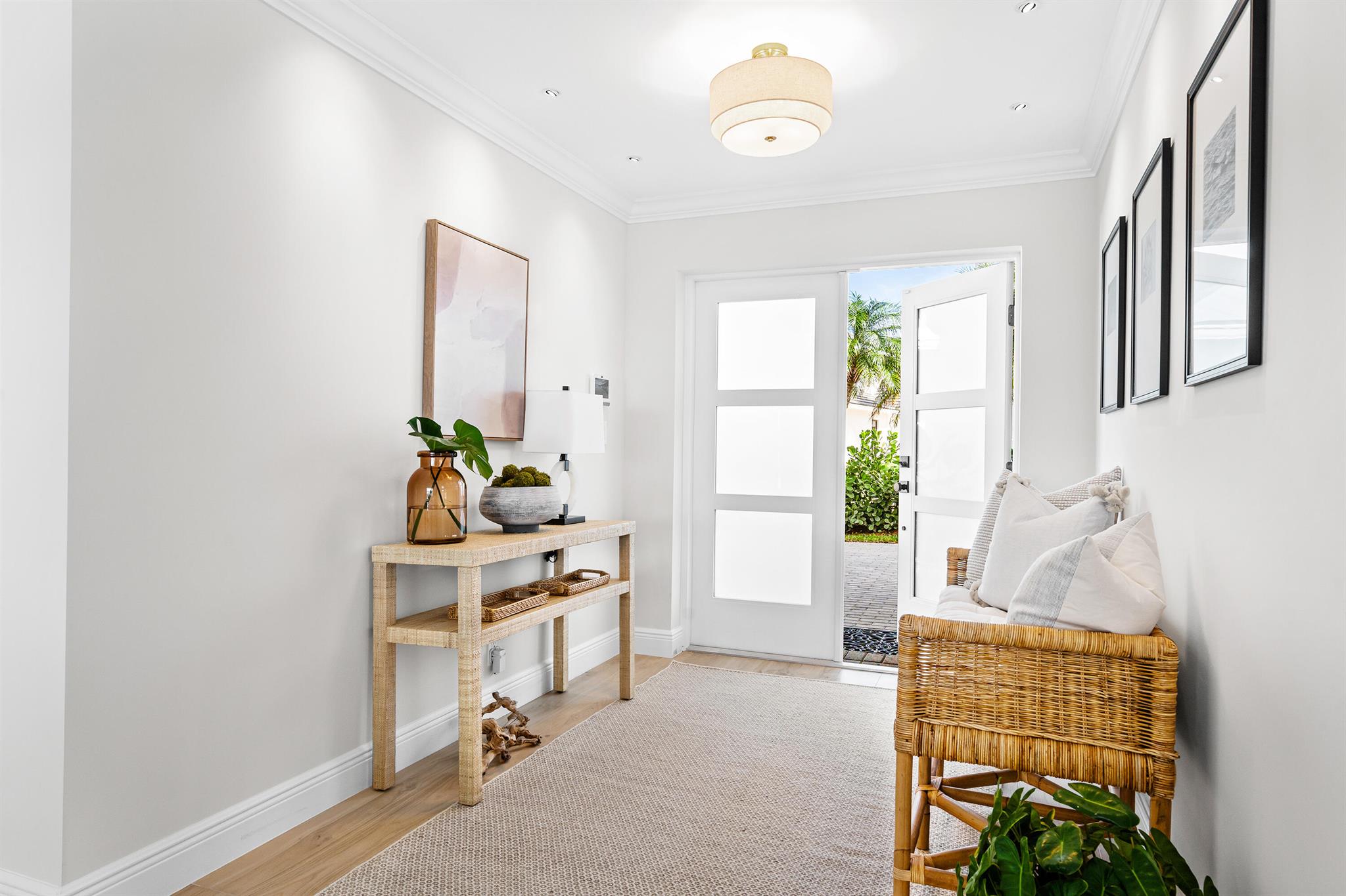 YACHT HARBOR MANOR - Residential