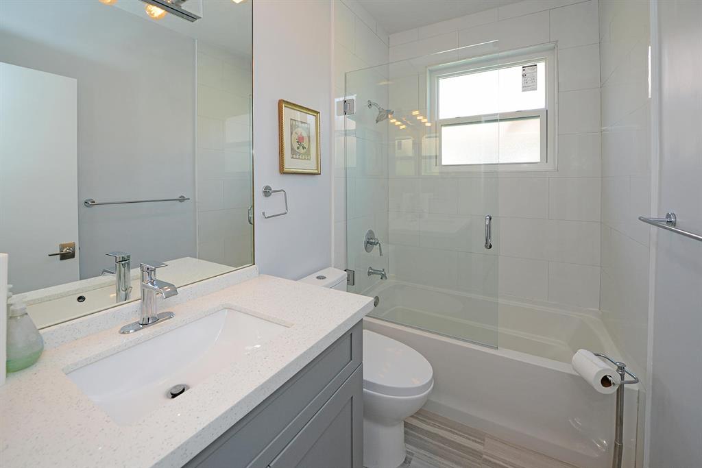 NEWPORT BAY CLUB - Residential