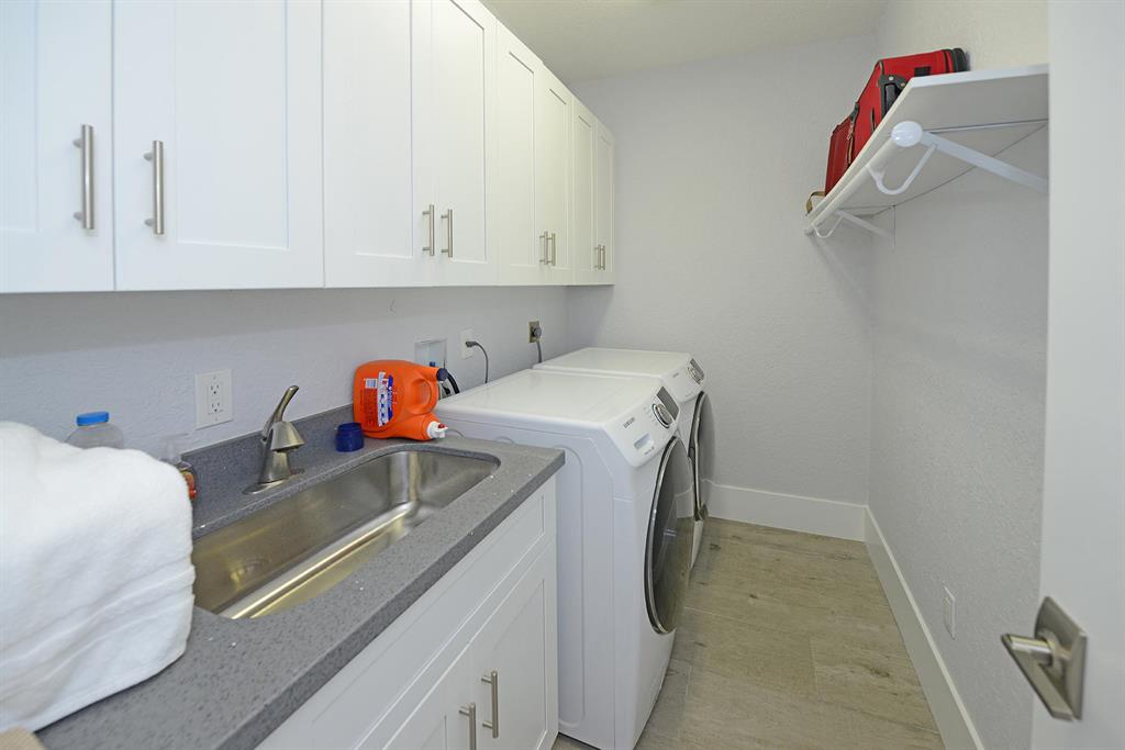 NEWPORT BAY CLUB - Residential