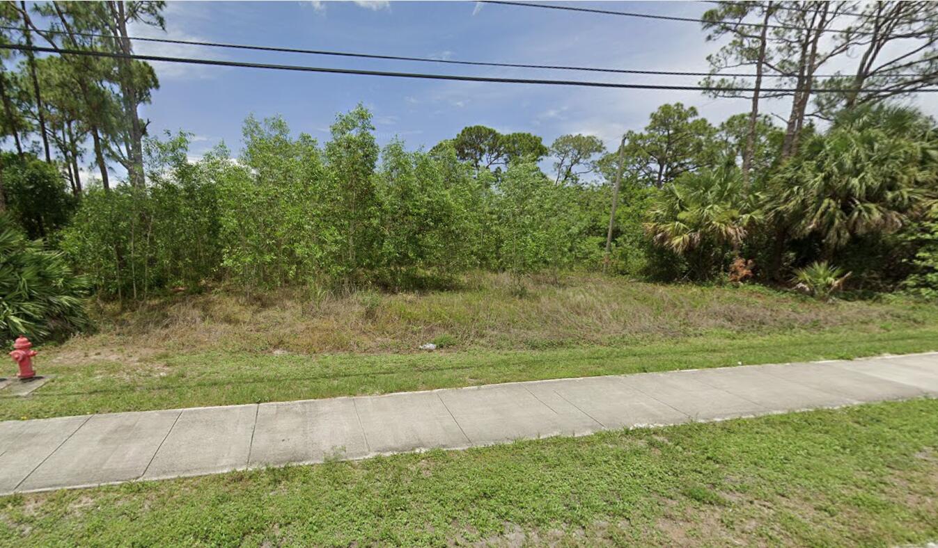 PORT ST LUCIE SECTION 27 - Land