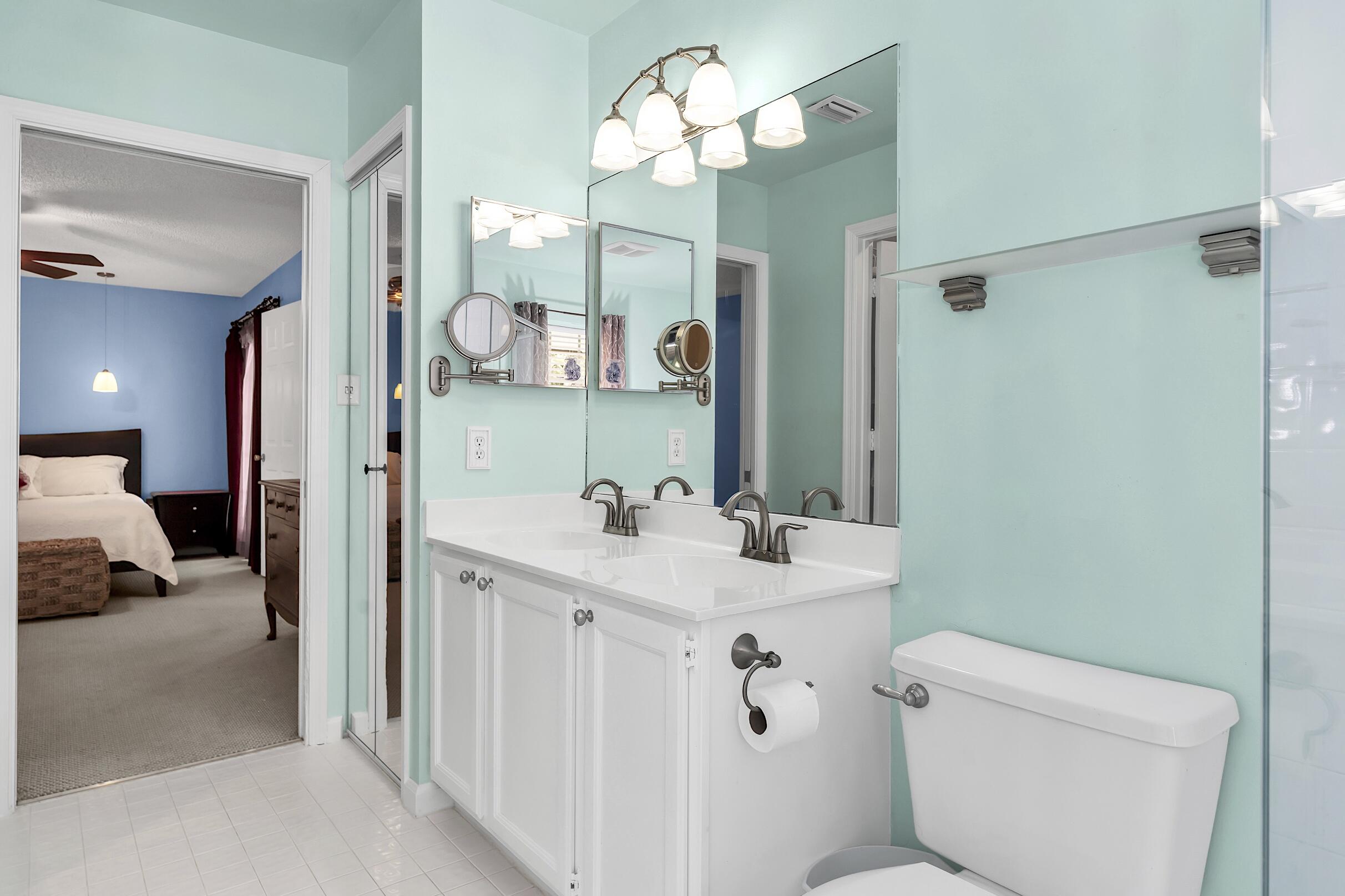 PALM BEACH FARMS CO 3 - Residential