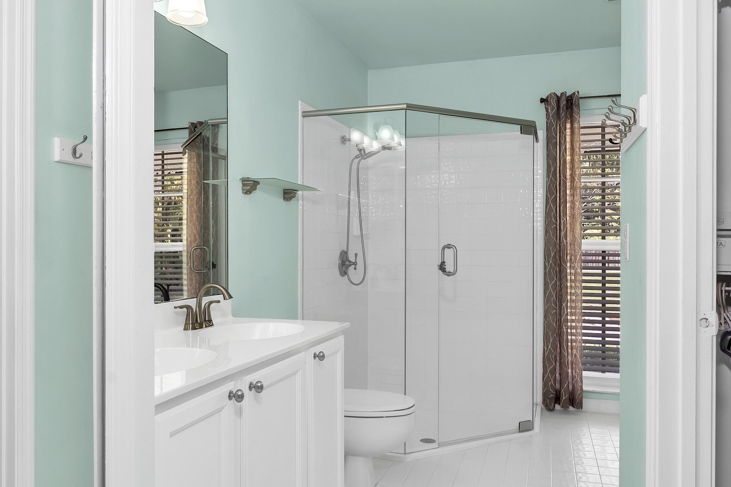 PALM BEACH FARMS CO 3 - Residential