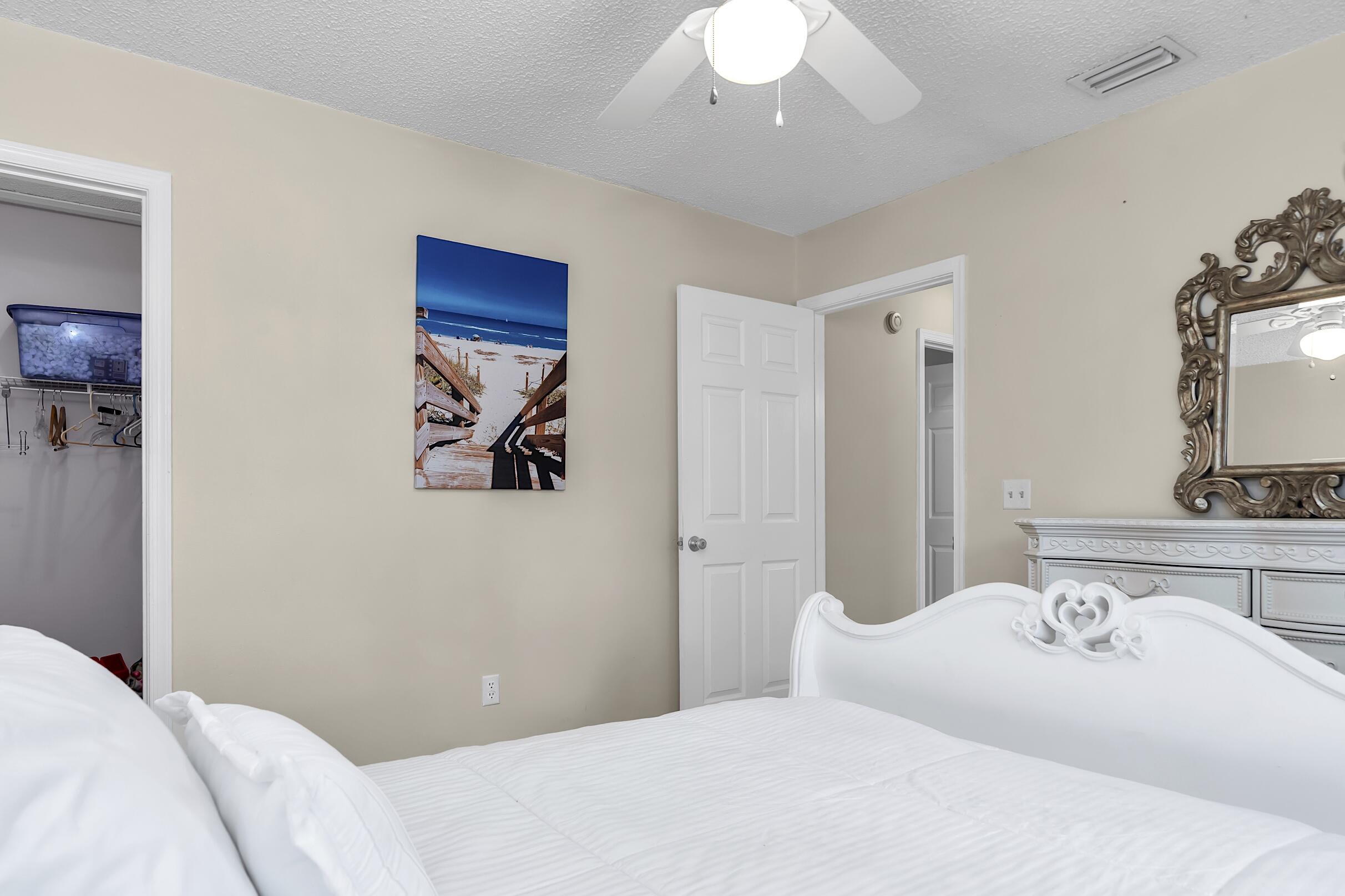 PALM BEACH FARMS CO 3 - Residential