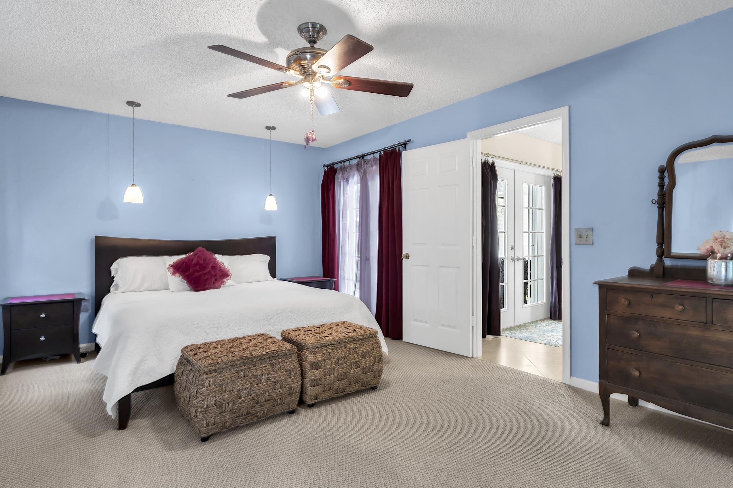 PALM BEACH FARMS CO 3 - Residential