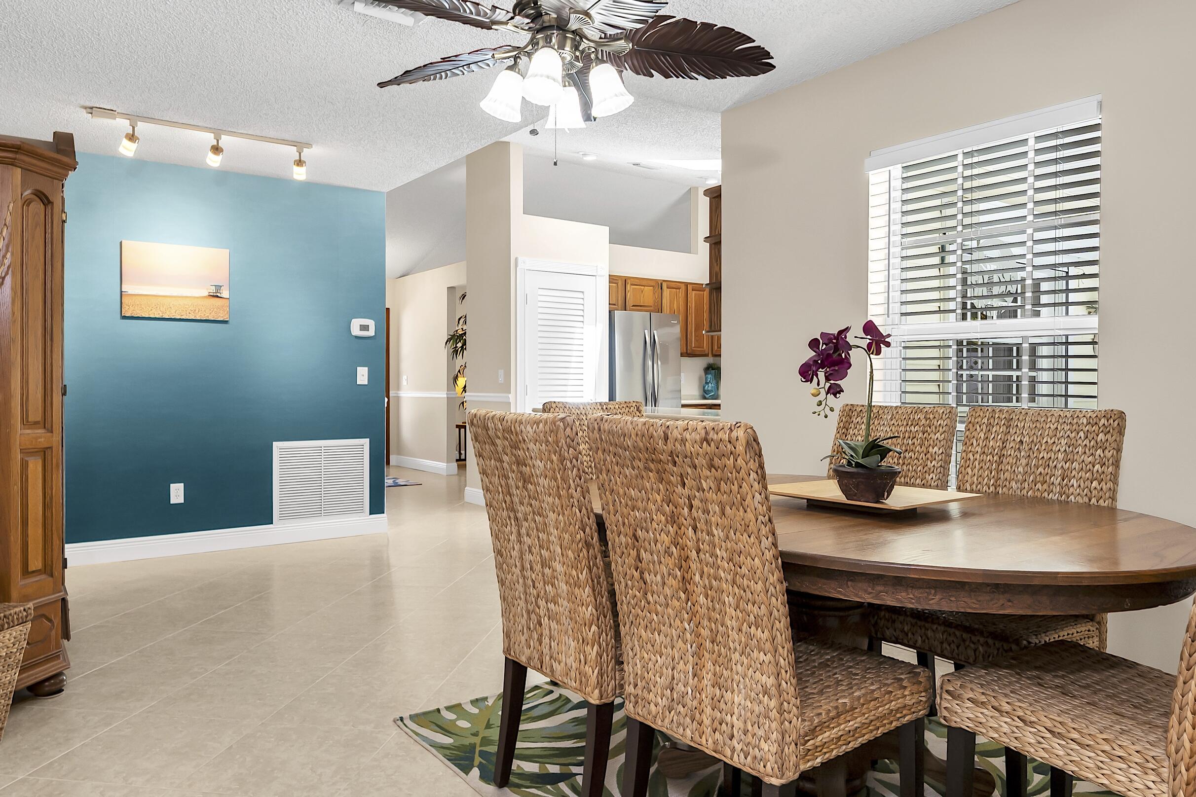 PALM BEACH FARMS CO 3 - Residential