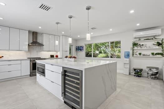 EDGEWOOD AMENDED PLAT - Residential Lease