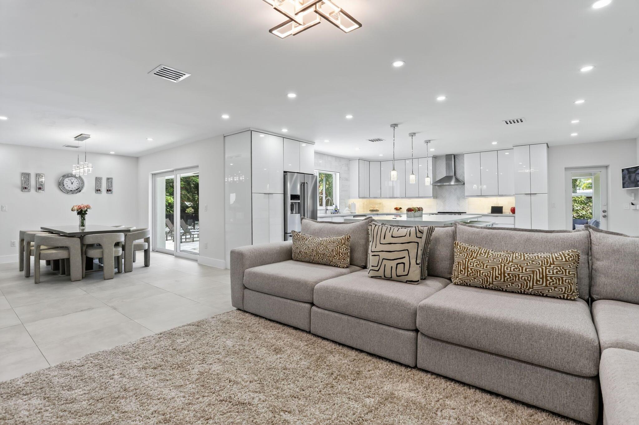 EDGEWOOD AMENDED PLAT - Residential Lease