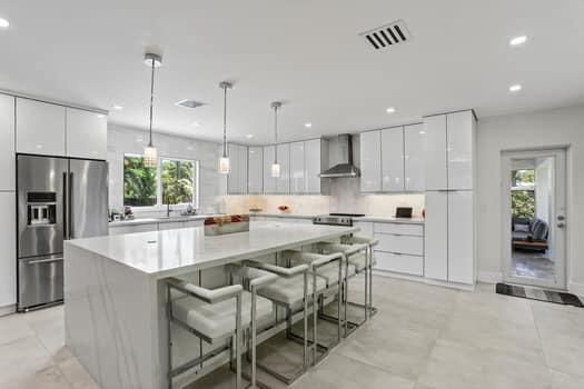 EDGEWOOD AMENDED PLAT - Residential Lease