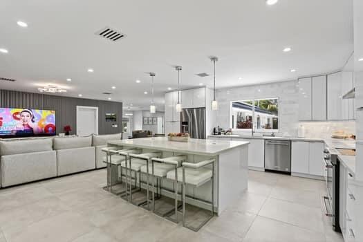 EDGEWOOD AMENDED PLAT - Residential Lease