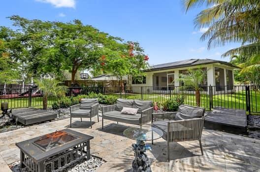 EDGEWOOD AMENDED PLAT - Residential Lease