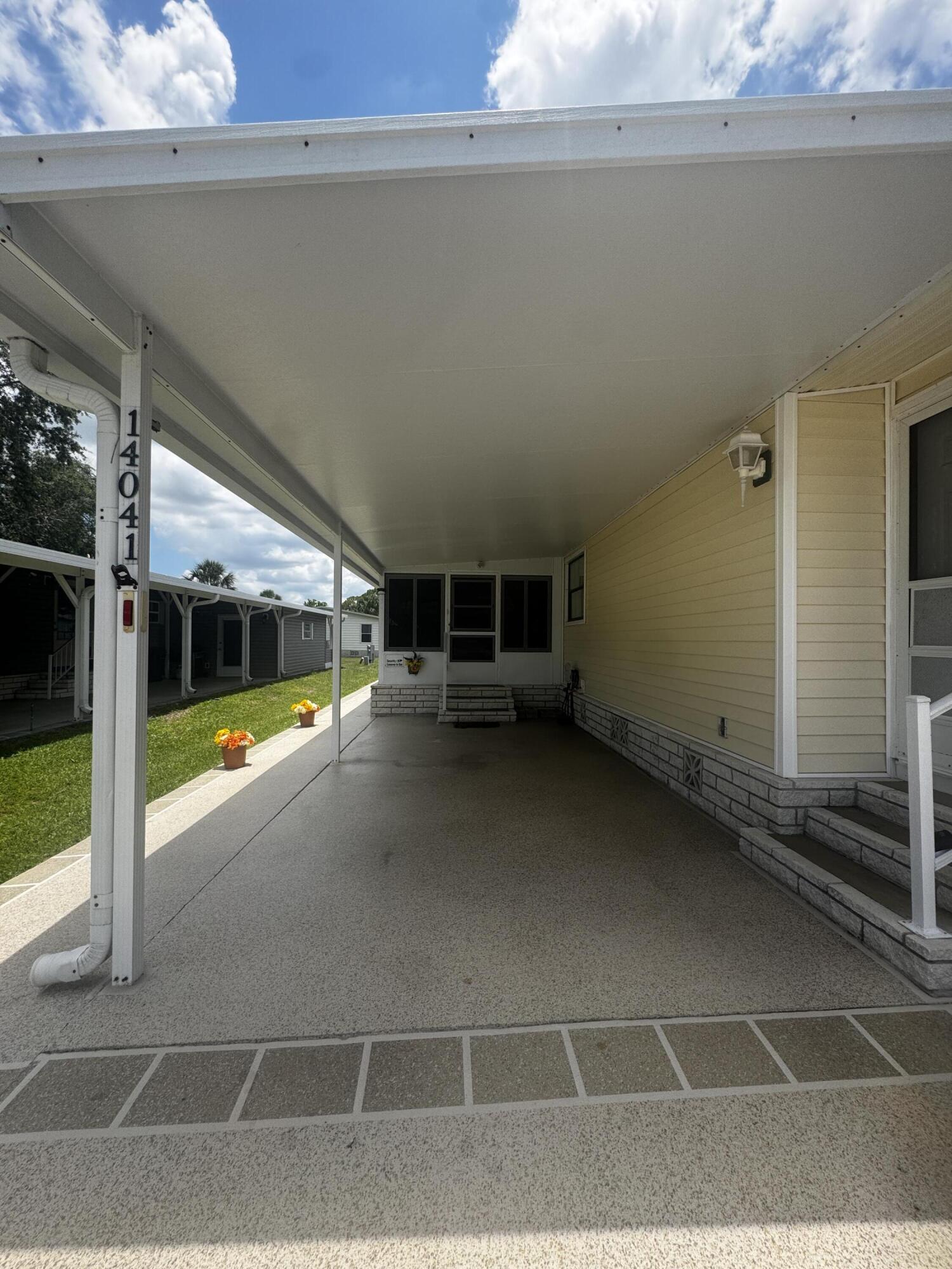 14041 Zorzal Avenue