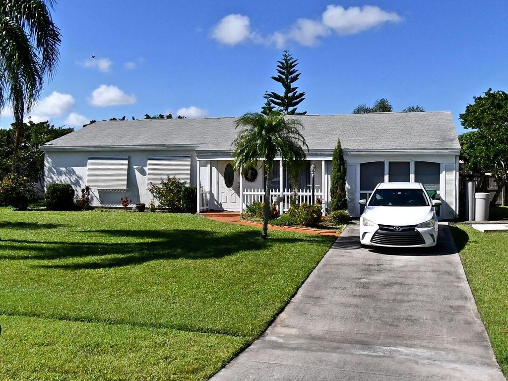 Photo of 2132 SE Shelter Drive, Port Saint Lucie, FL 34952 (MLS # R10797483)