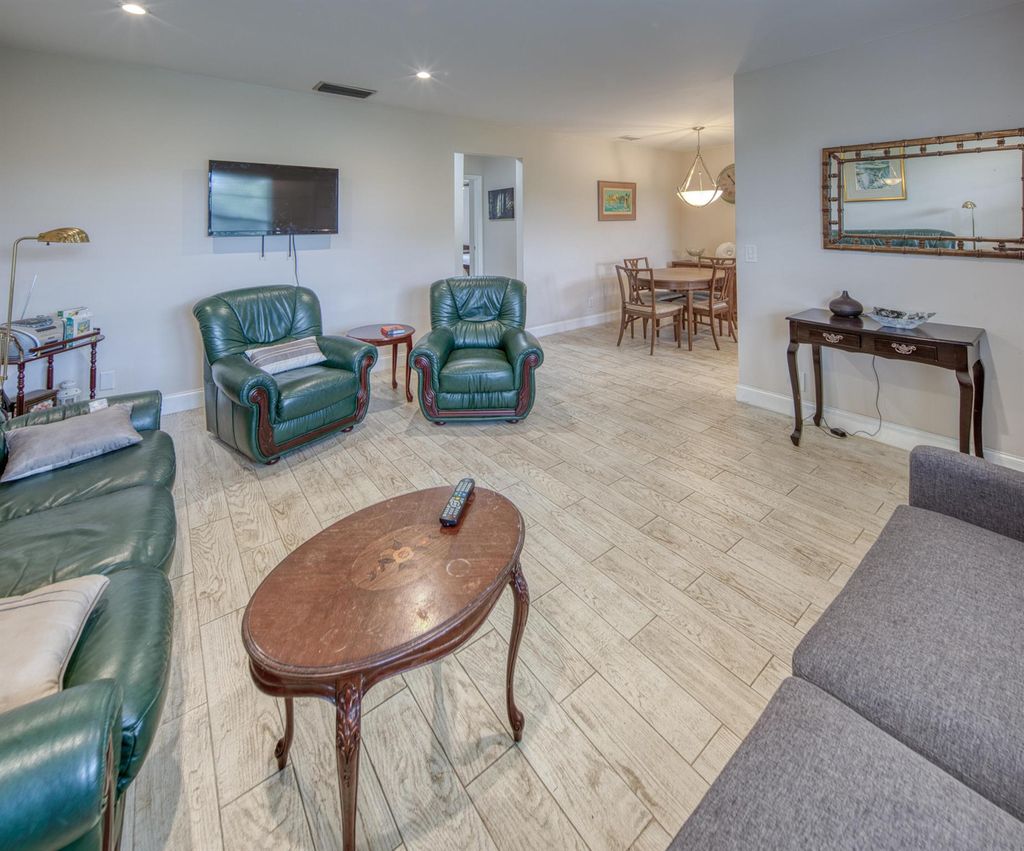 Photo of 301 S Lakeside Drive #7, Lake Worth Beach, FL 33460 (MLS # R11044252)