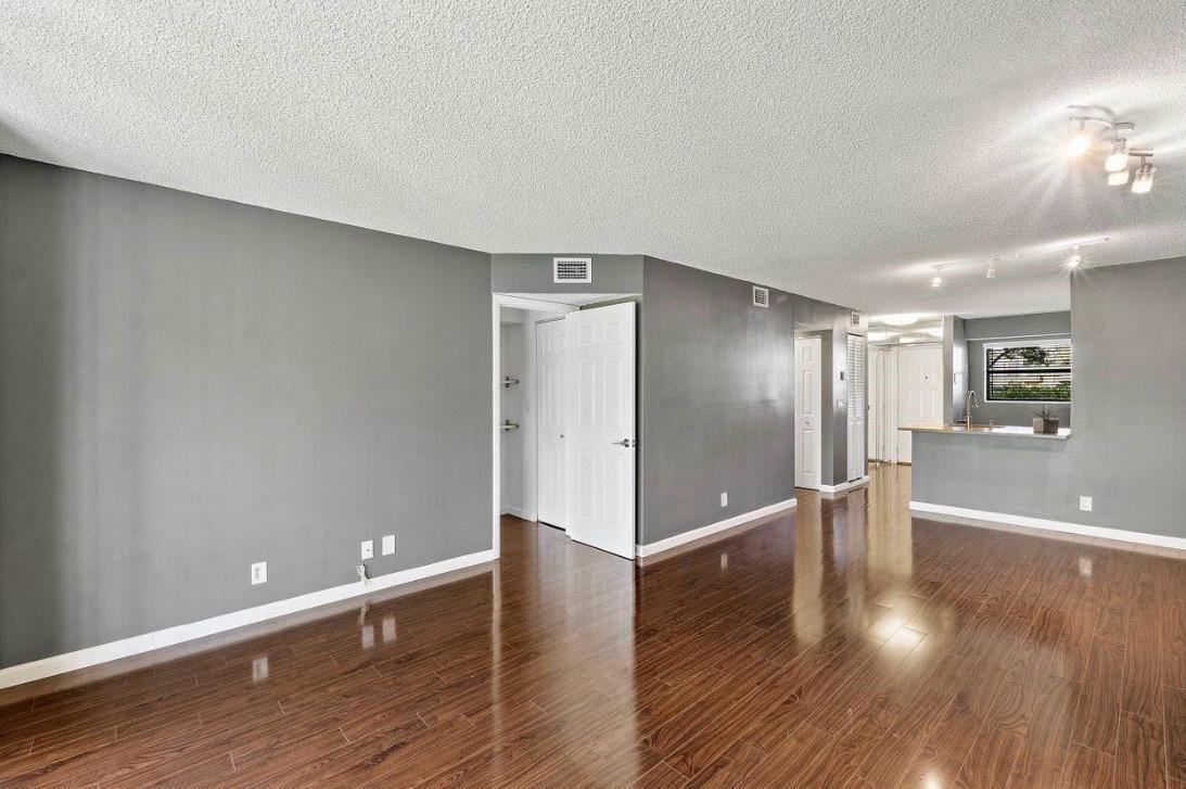 BONAIRE AT WOODMONT NO 2 - Residential