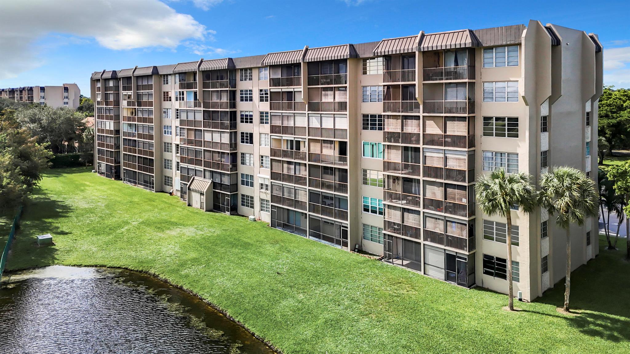ROLLING HILLS GOLF AND TE - Residential Lease