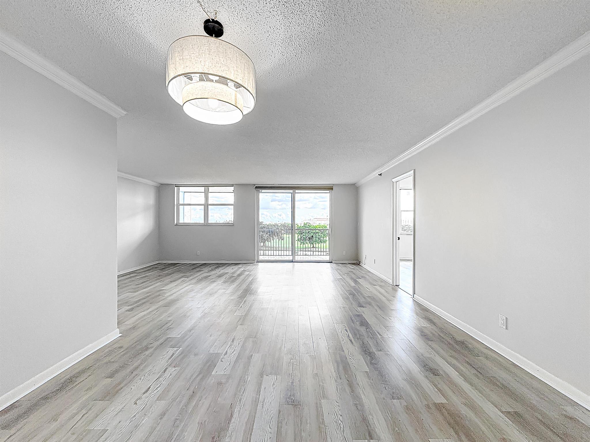 ROLLING HILLS GOLF AND TE - Residential Lease