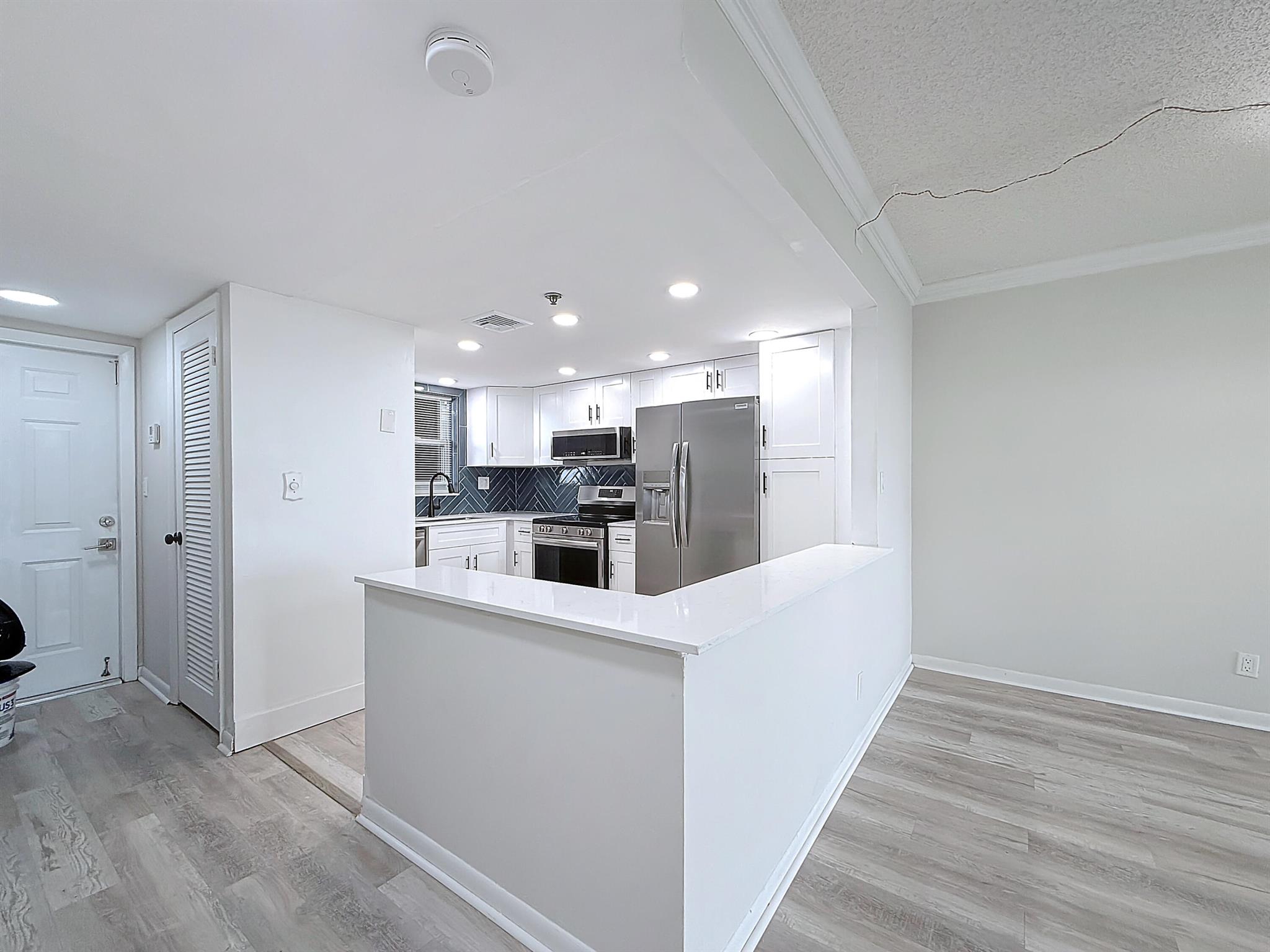 ROLLING HILLS GOLF AND TE - Residential Lease