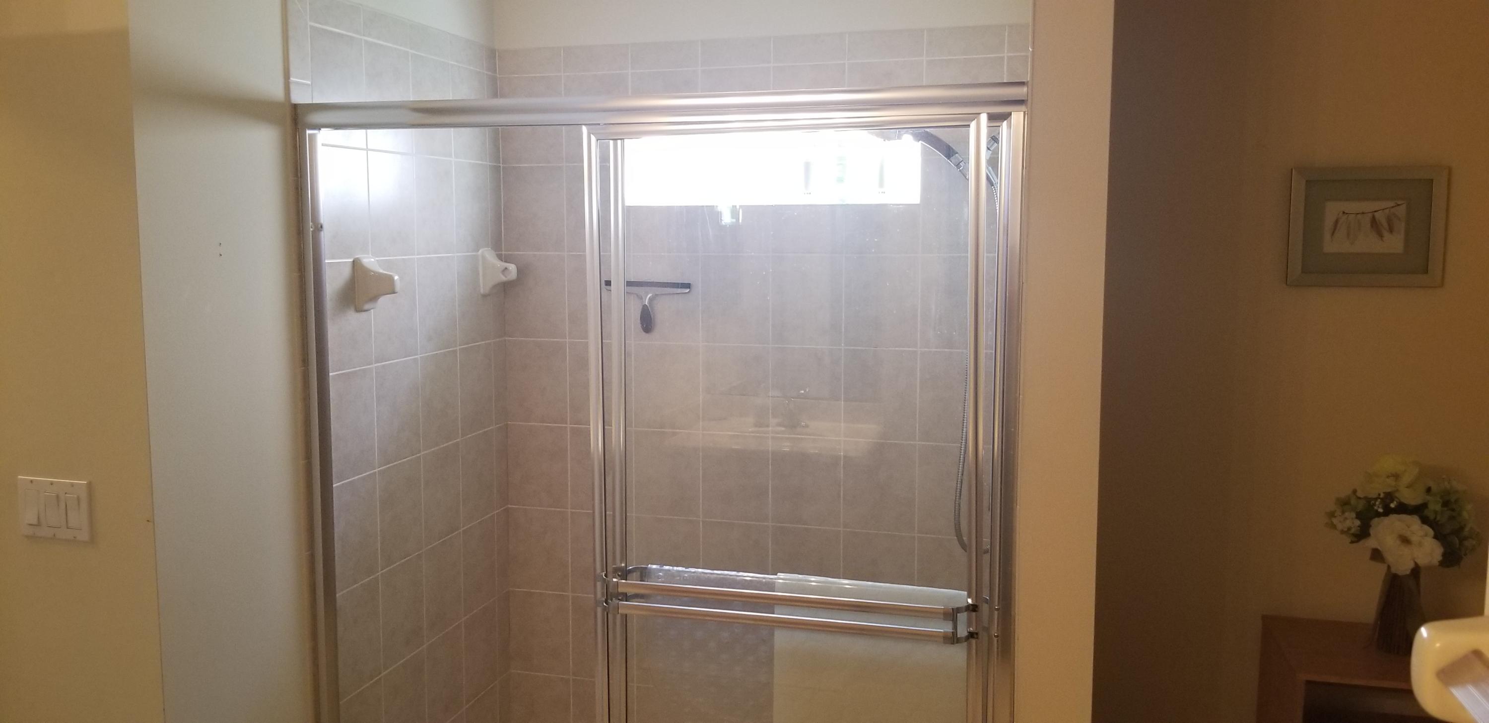 FIRST REPLAT OF PORTOFINO ISLES - Residential Lease