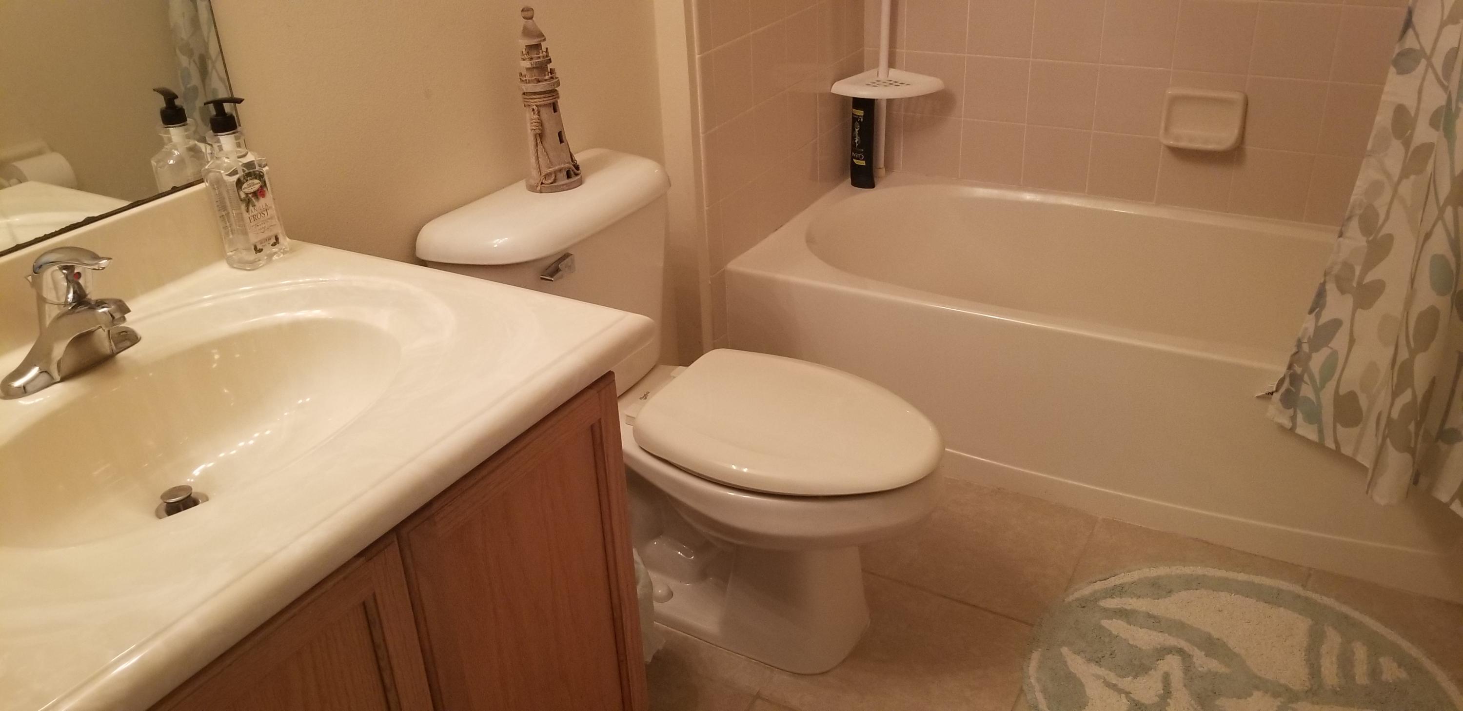 FIRST REPLAT OF PORTOFINO ISLES - Residential Lease