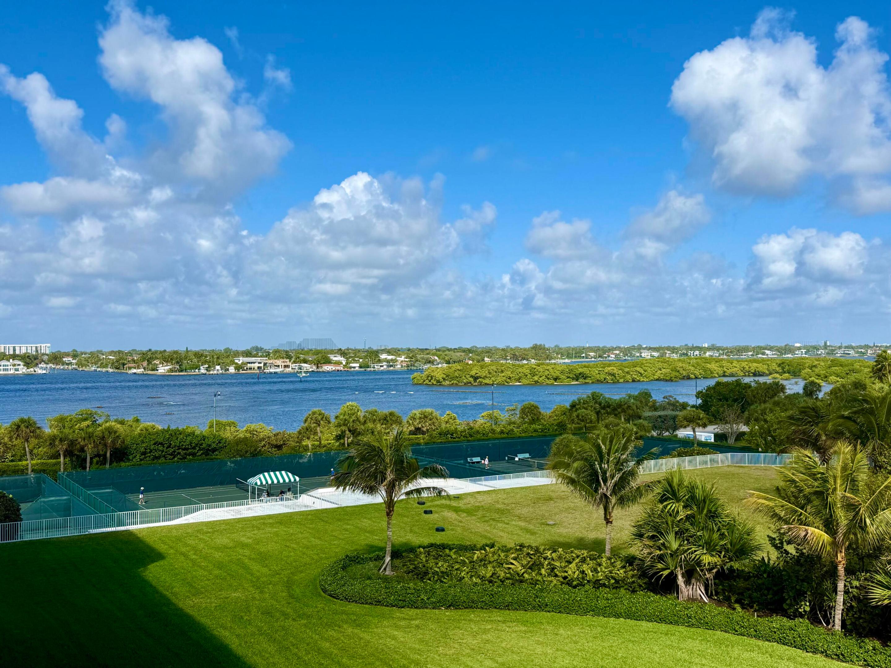 TWENTY ONE HUNDRED CONDO - Residential