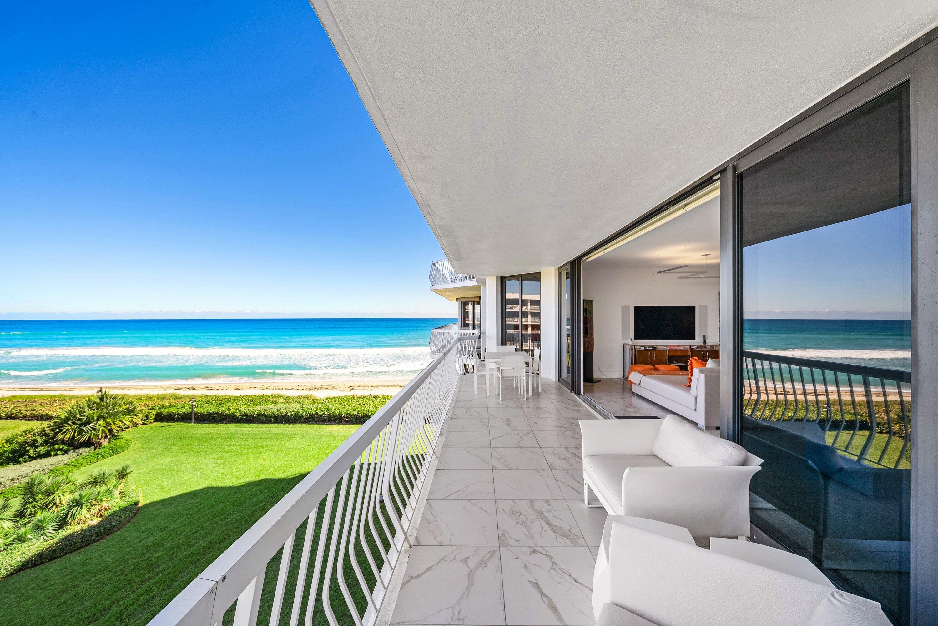 TWENTY ONE HUNDRED CONDO - Residential