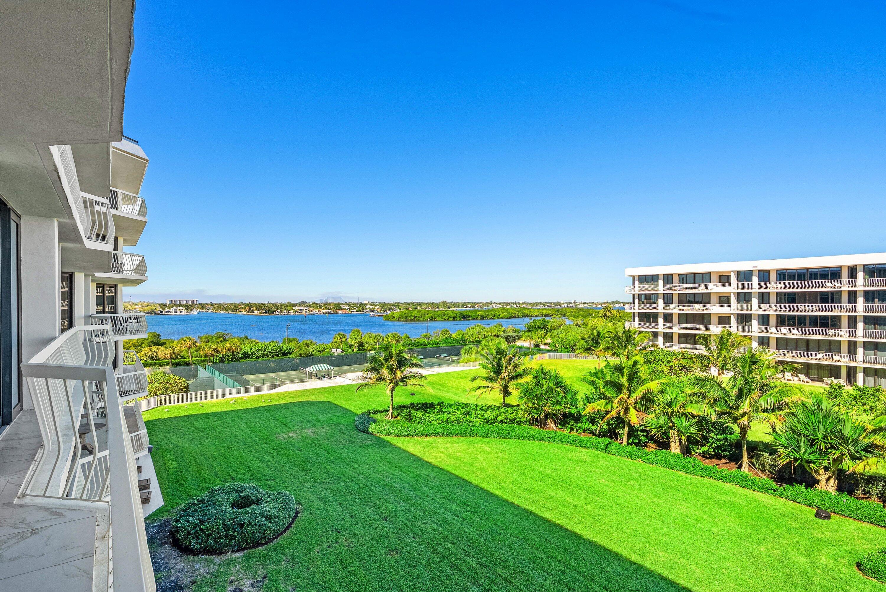 TWENTY ONE HUNDRED CONDO - Residential