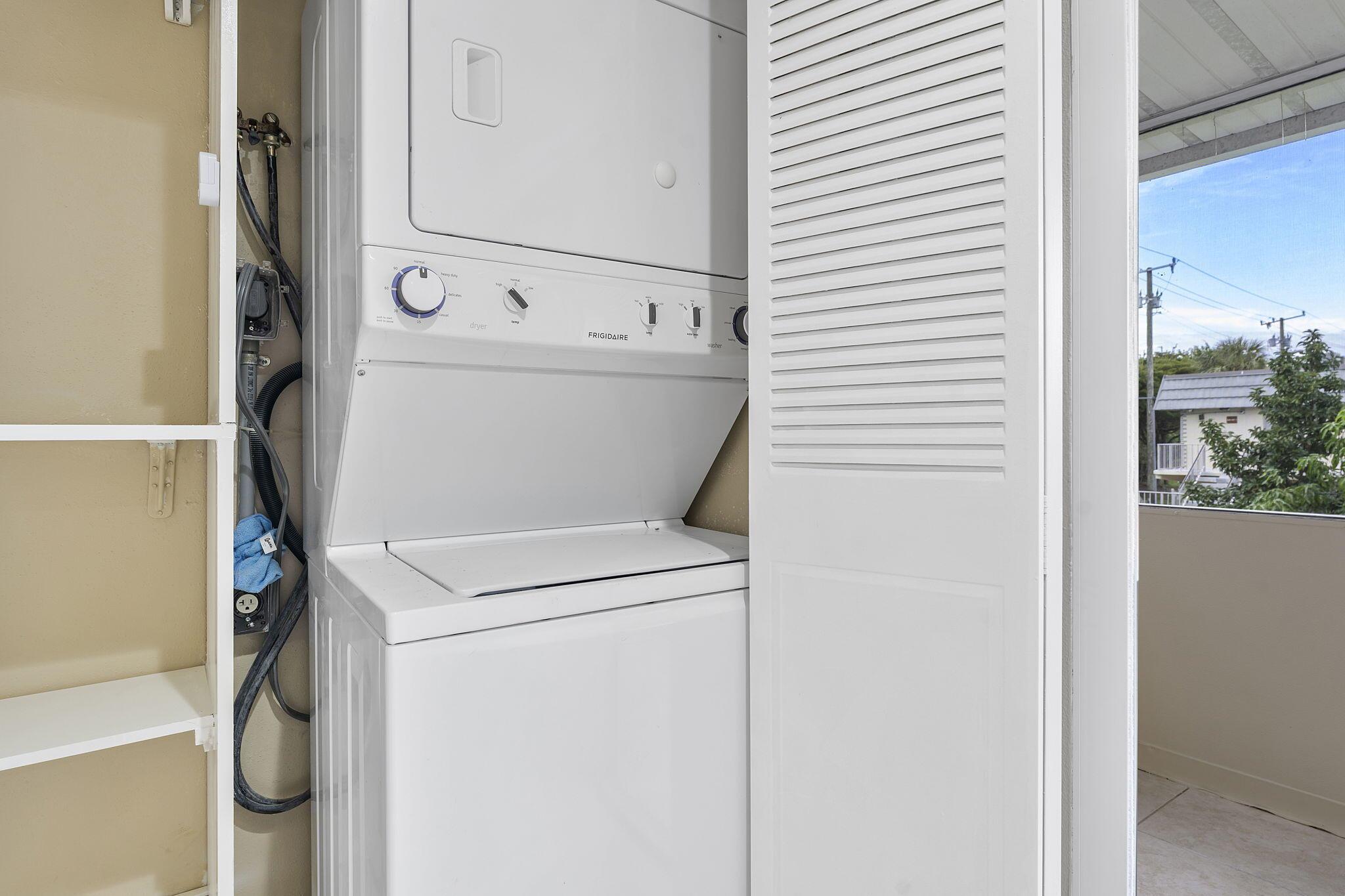 KINGS POINT BRITTANY COND - Residential