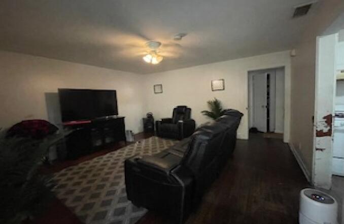 View photos, virtual tours, details... 5014 Spruce Avenue