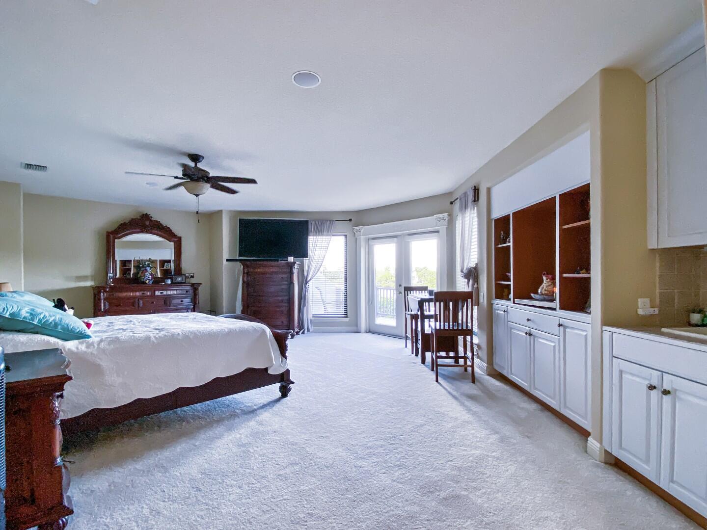 Islands of Jupiter - Residential