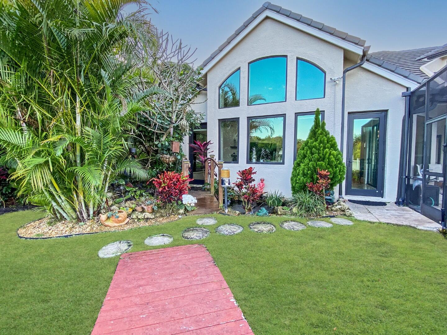 Islands of Jupiter - Residential