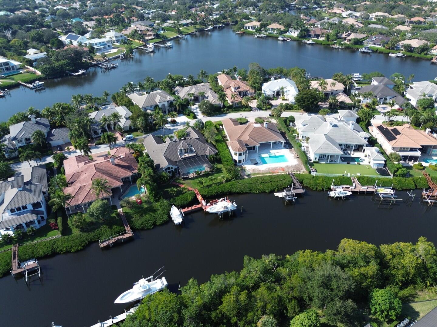 Islands of Jupiter - Residential