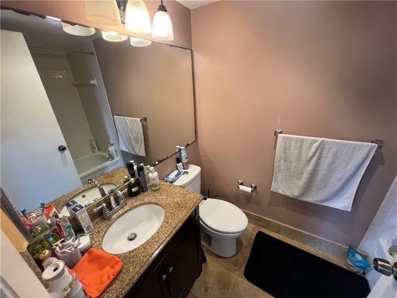 2339 SW 15TH Street 24