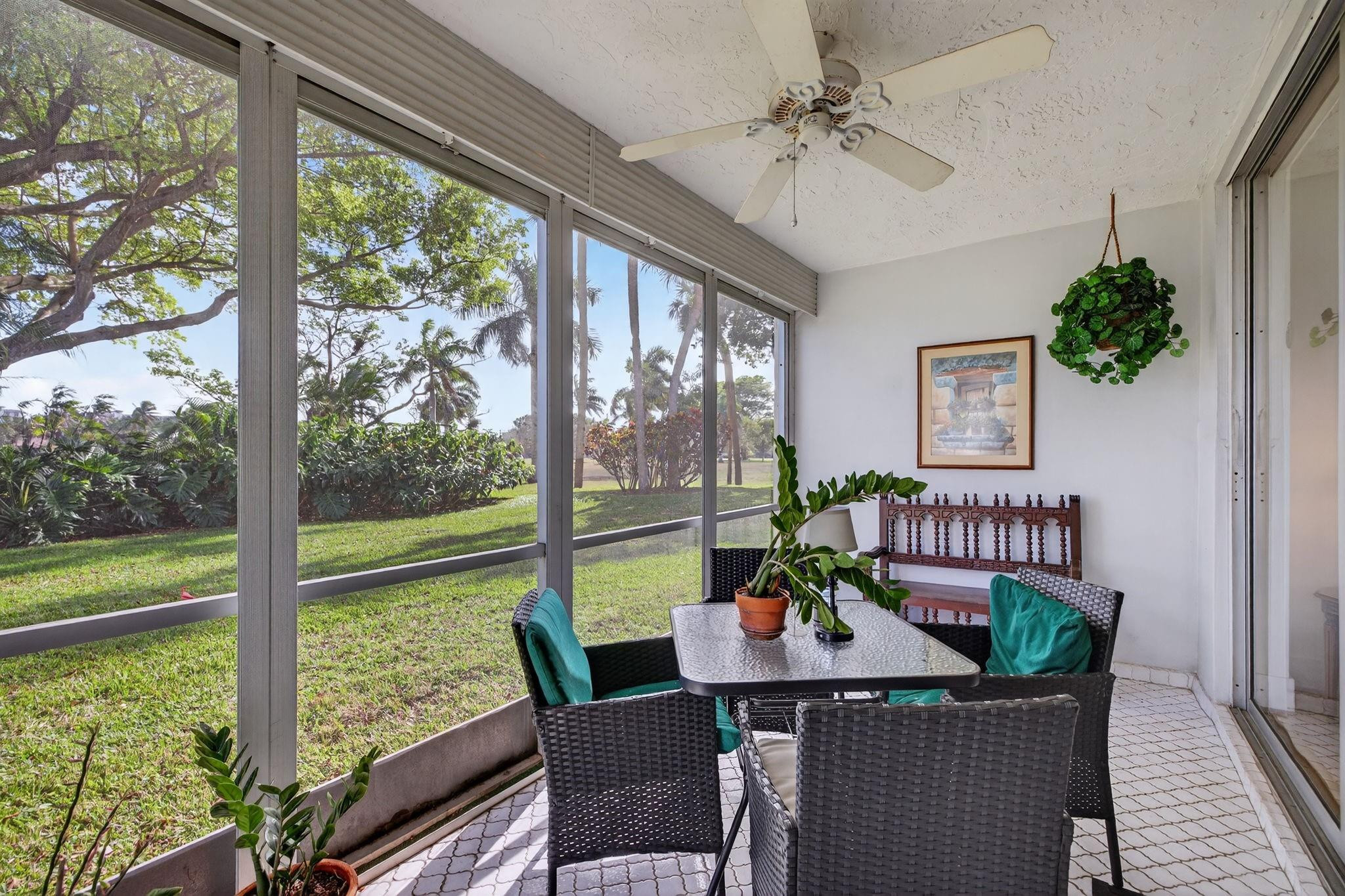 Country Club Fairways Con - Residential