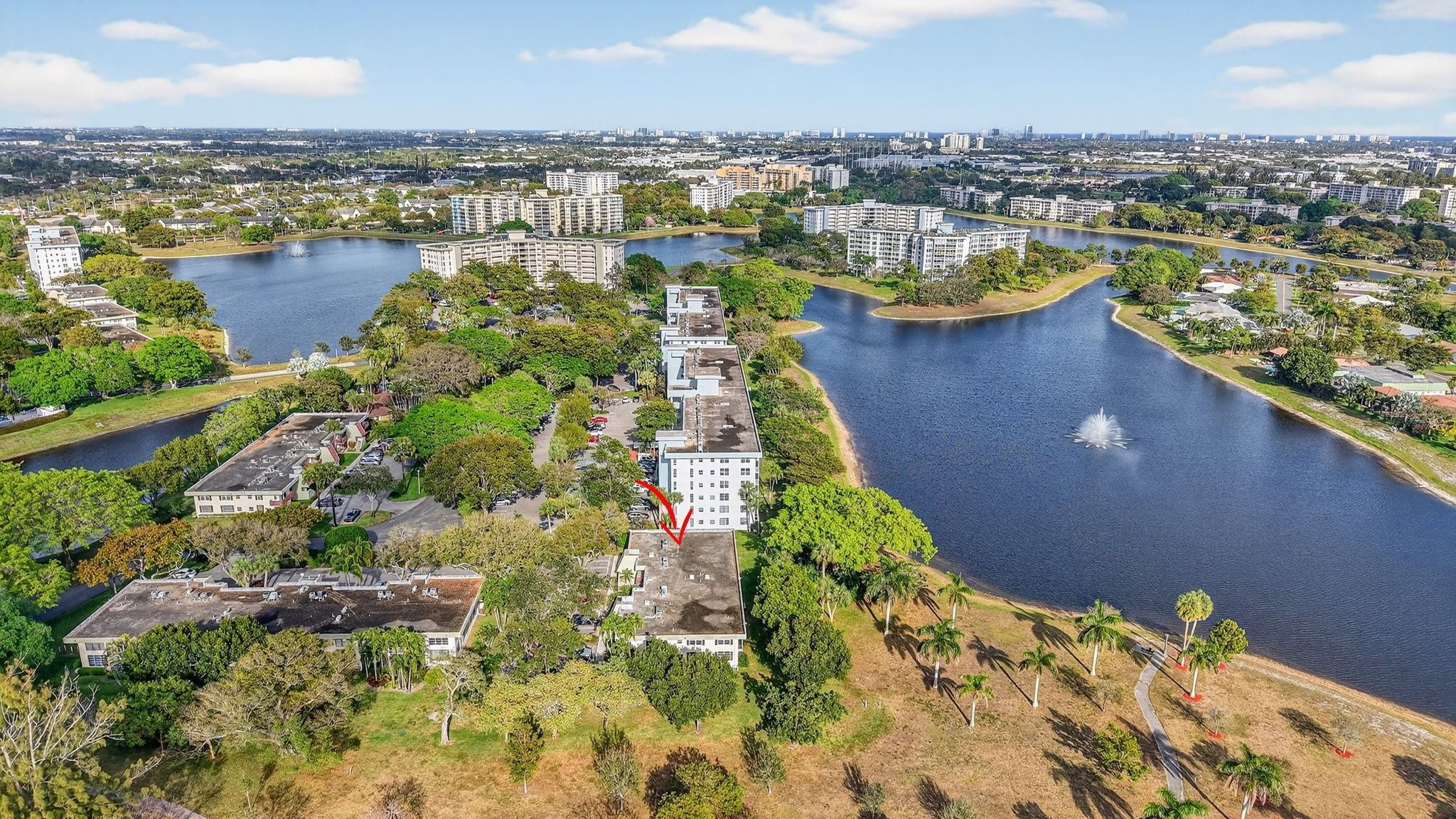 Country Club Fairways Con - Residential