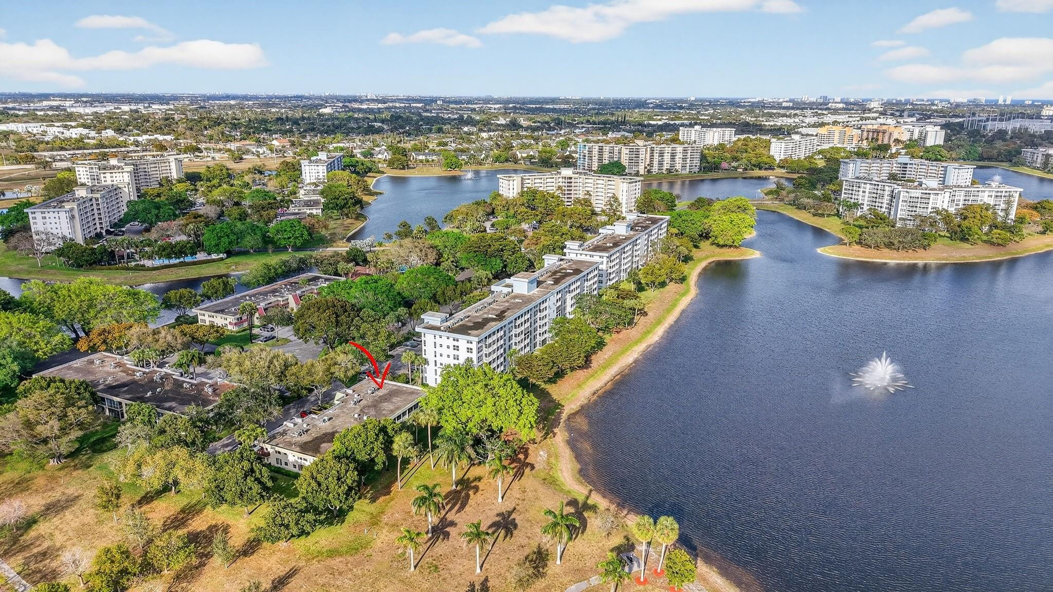 Country Club Fairways Con - Residential