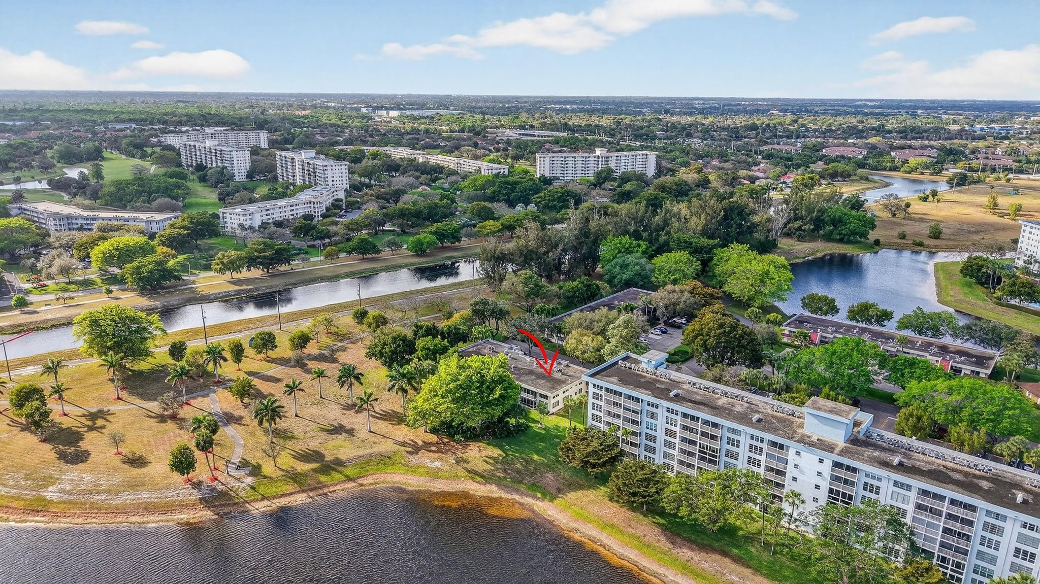 Country Club Fairways Con - Residential