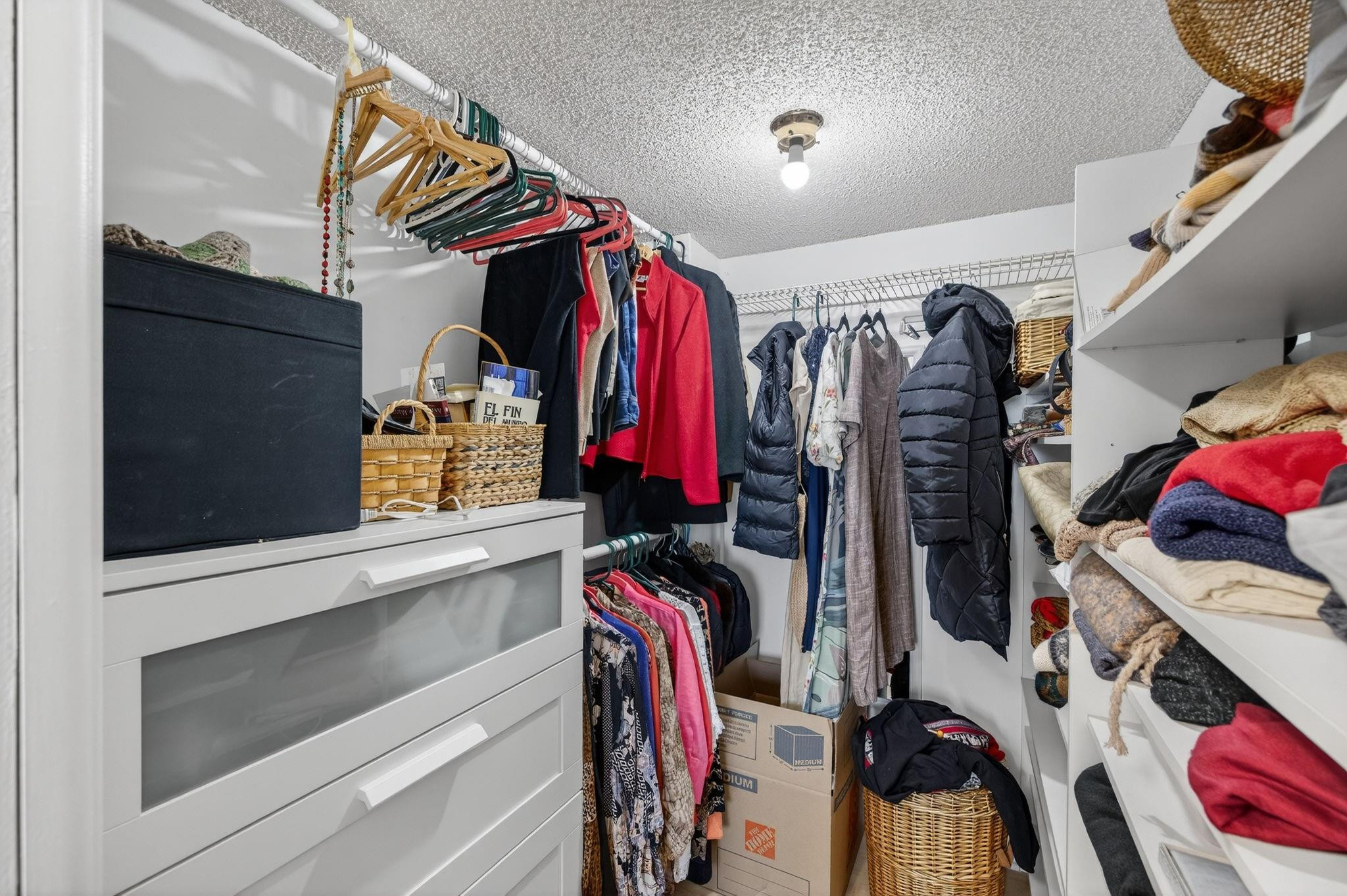 Country Club Fairways Con - Residential