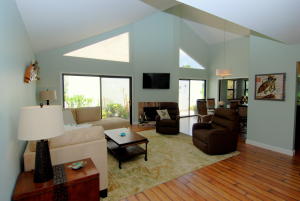 GREENS CAY OF JONATHANS LANDING - Residential Lease